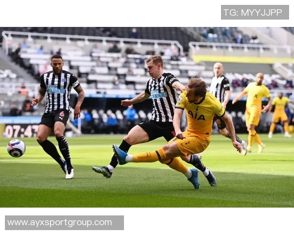 埃因霍温总监表示全力争取萨拉赫埃丁租借期满后留队