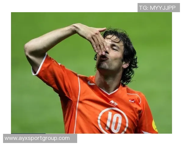 范尼重返足球舞台49岁担任荷兰队助教辅佐科曼征战世界杯