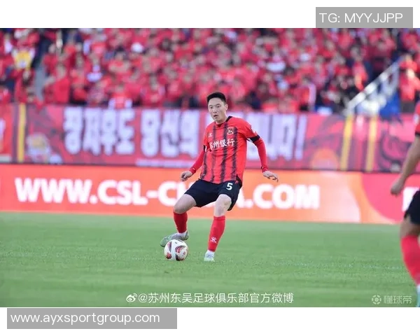 主教练金大仪称赞队员努力扳平比分感慨久未先失球的挑战与坚持