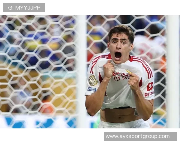 梅西悼念博卡青年主帅鲁索去世感慨足球界失去一位伟人